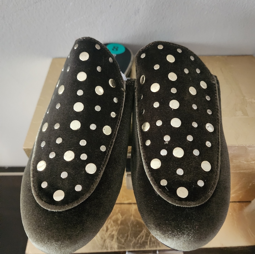 NWT KENNETH COLE Moss Velvet Stud Mules - Picture 5 of 9